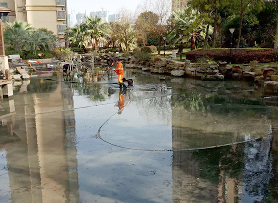 桂阳景观池淤泥清理